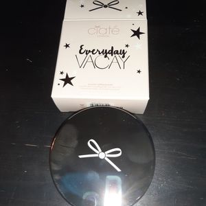 ciate everyday vacay coconut setting powder